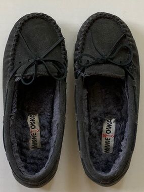 Minnetonka Women's Junior Trapper Moccasin Slippers/Faux Fur Lining/8/EUC/In Box